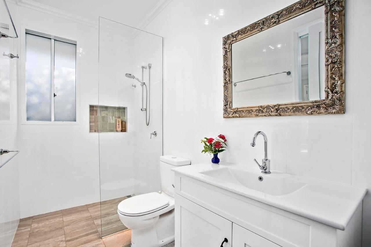 Jetty Splendour Guest Bedroom With Bathroom En-Suite B'Nb คอฟฟ์ฮาร์เบอร์ ภายนอก รูปภาพ